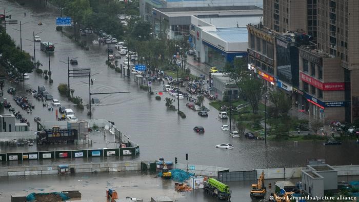 Floods in Zhengzhou cause significant freight delays 