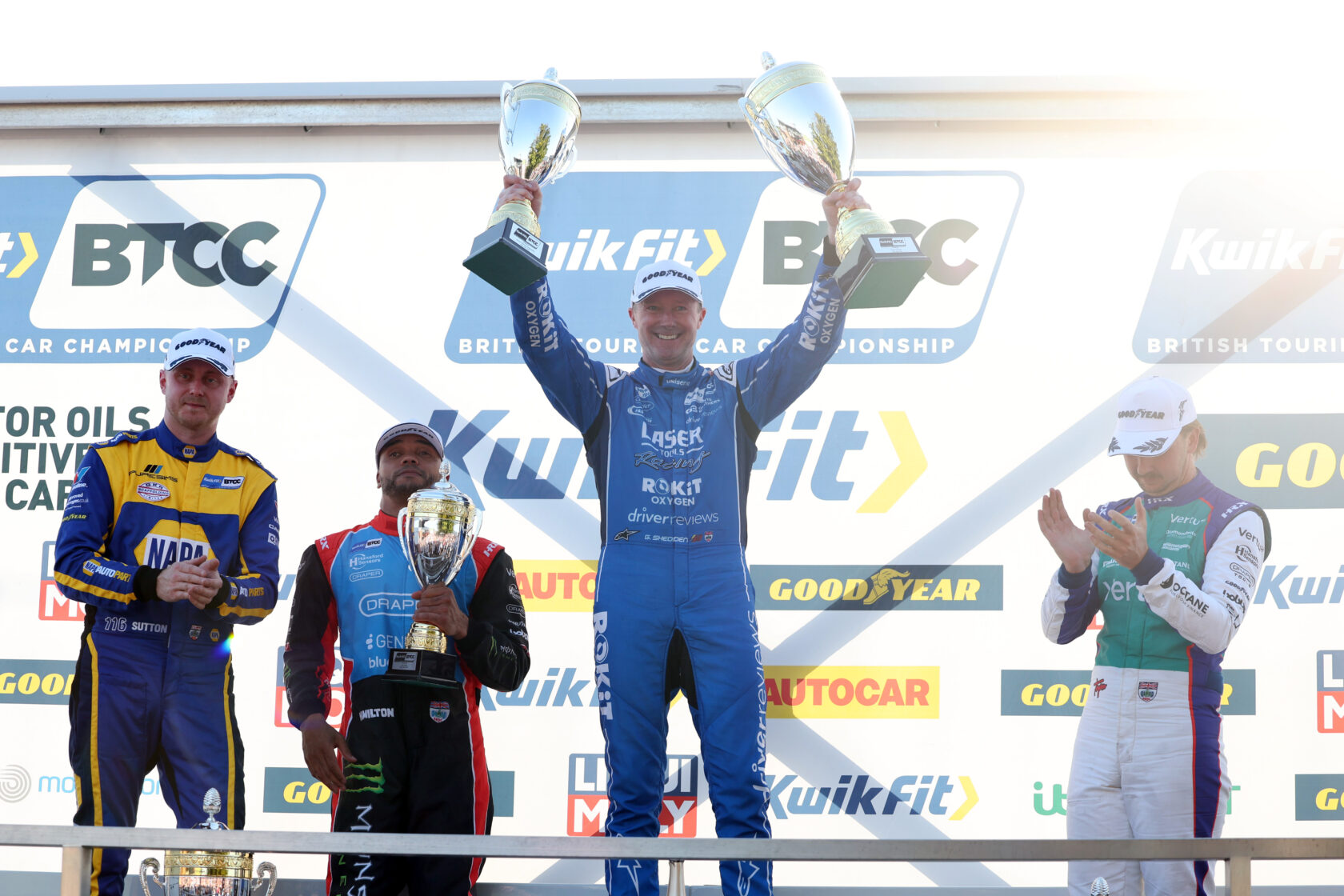 Gordon Shedden double win at Snetterton